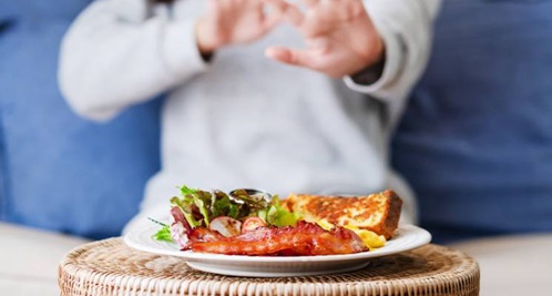Thực tế về loét dạ dày và thắc mắc kiêng hải sản