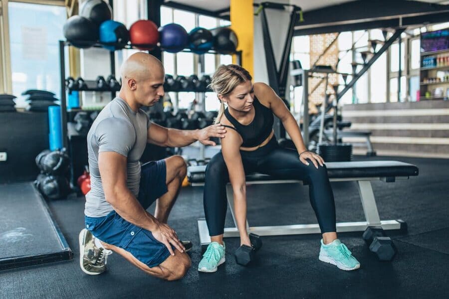 Người bị viêm loét dạ dày có nên tập gym không?