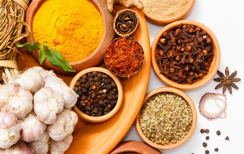 Bổ sung gia vị thảo dược đúng cách giúp kiểm soát tiểu đường