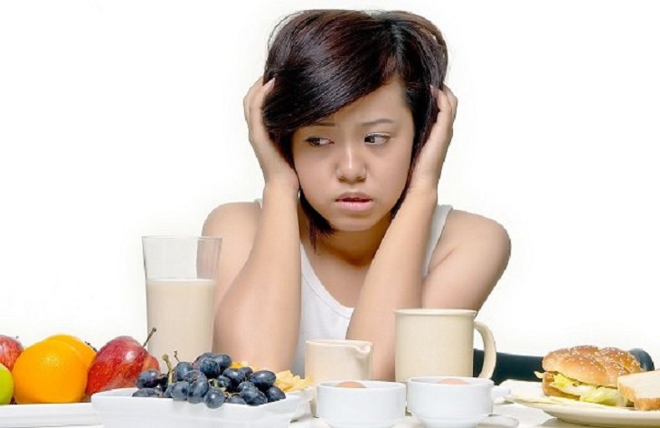Ăn uống không ngon miệng và mệt mỏi kéo dài do mất ngủ