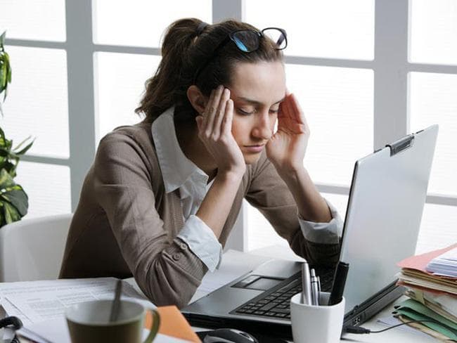 Người chịu stress mạn tính cầm đầu mệt mỏi