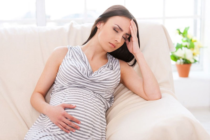 Mẹ bầu mất ngủ do thay đổi sinh lý và tâm lý