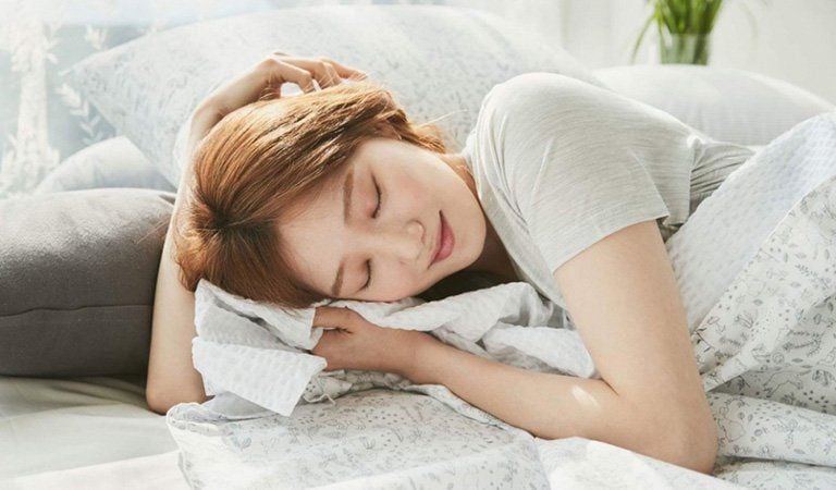 Ngủ đủ giúp cân bằng hormone, giảm stress
