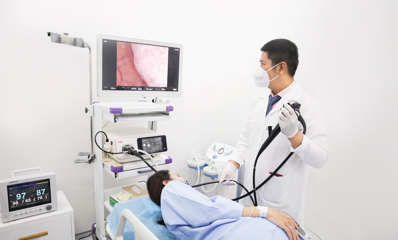 Thiết bị nội soi dạ dày hiện đại