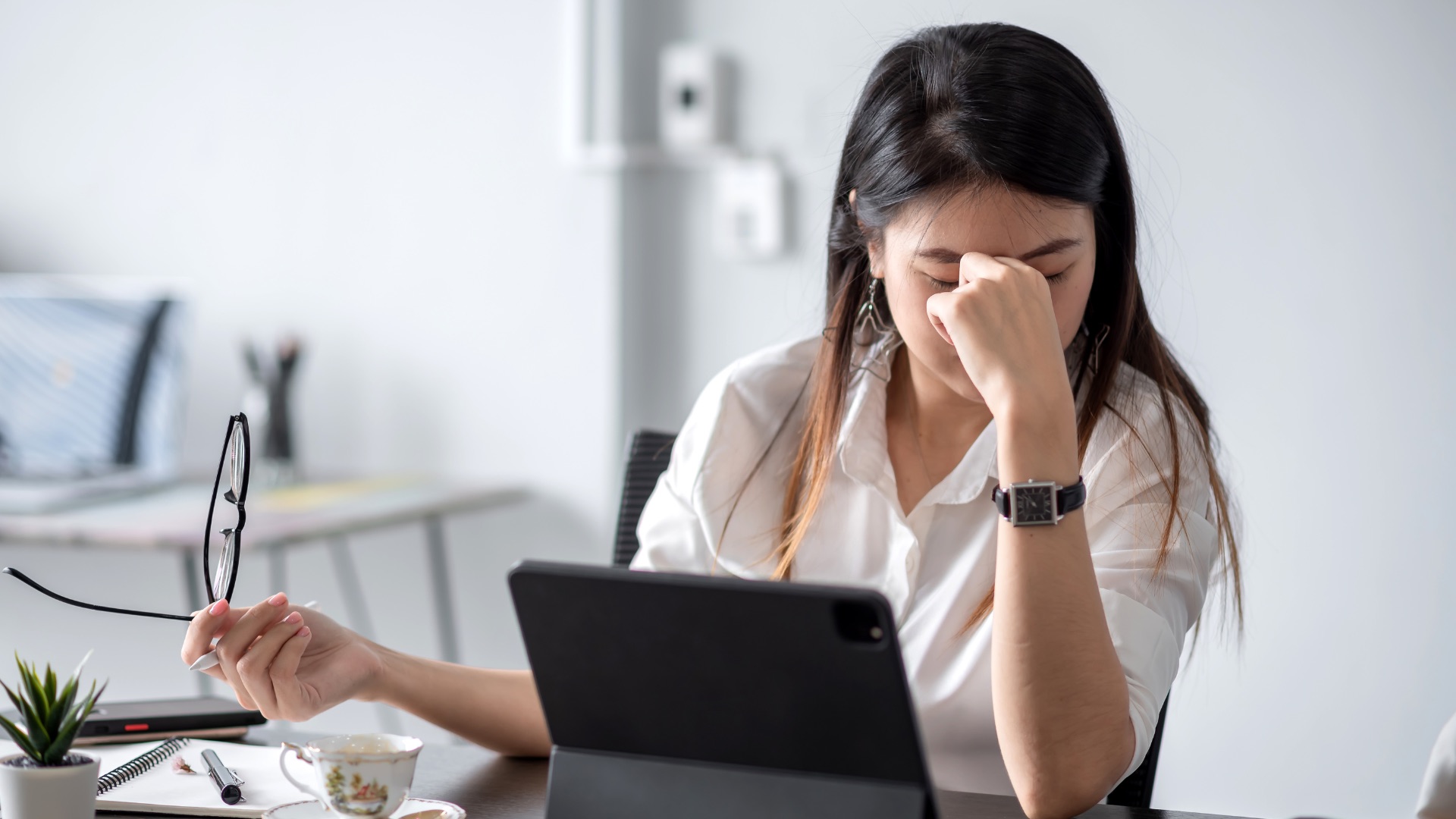 Phải cẩn trọng tránh hệ lụy khi tự điều trị stress và căng thẳng thần kinh, giảm trí nhớ