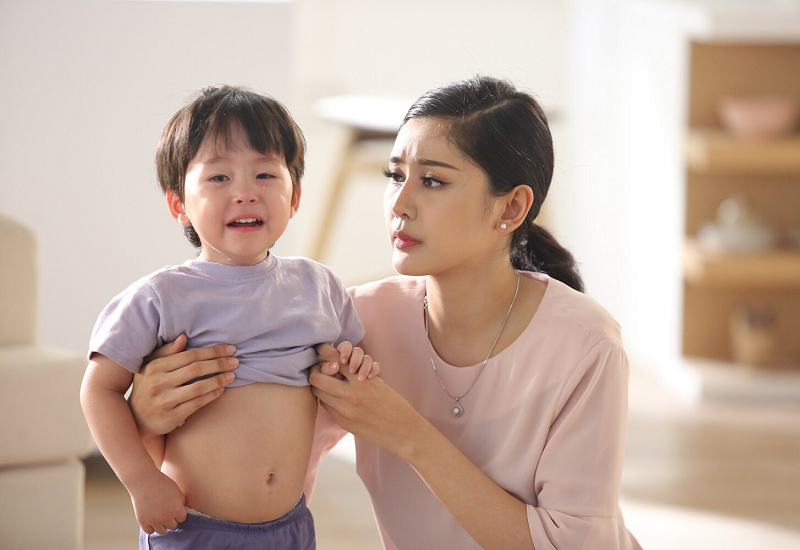 Trẻ nhỏ biếng ăn khiến cha mẹ lo lắng về tiêu hóa