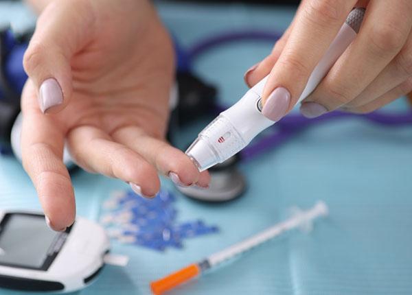 Kiểm soát đường huyết và phương pháp điều trị tiểu đường
