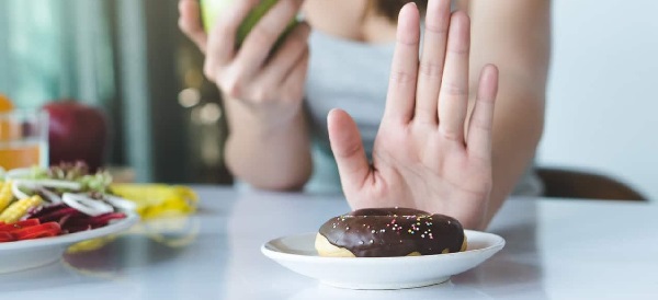 Phân biệt cholesterol tốt xấu và nguyên nhân mỡ máu