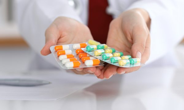 Tác dụng phụ của thuốc trị loét dạ dày có thể ảnh hưởng nghiêm trọng đến sức khỏe