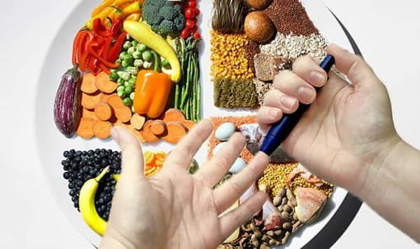 Các thực phẩm giàu chất xơ, rau xanh và thảo dược tốt cho người tiểu đường