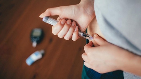 So sánh giữa insulin và các phương pháp hỗ trợ khác dành cho bệnh tiểu đường