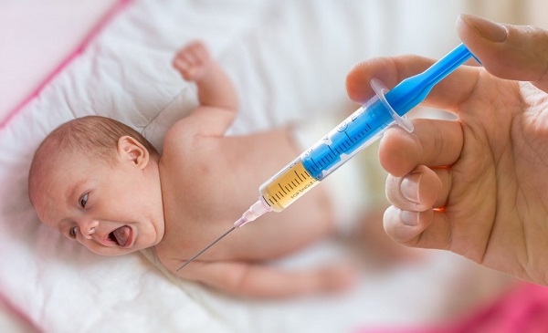 Trẻ nhỏ bị viêm gan - Ảnh minh họa dấu hiệu lâm sàng