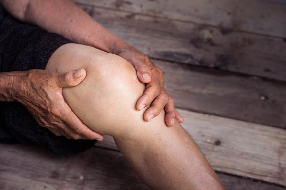 Điều trị viêm khớp nhiễm khuẩn cần phối hợp đa dạng giải pháp