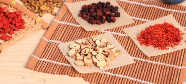 Bài thuốc bổ sung vitamin tự nhiên từ thảo dược