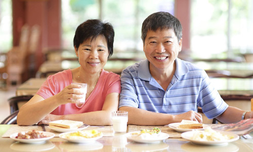 Chủ quan với dinh dưỡng hoặc lạm dụng sản phẩm không rõ nguồn gốc có thể làm tăng nguy cơ Alzheimer