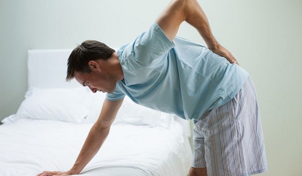 Lý do khiến người bệnh dễ sai lầm trong điều trị viêm cột sống dính khớp