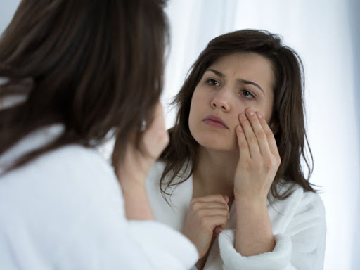 So sánh bổ sung vitamin tự nhiên và viên uống