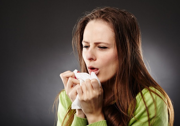 Tự điều trị – nguy cơ biến chứng phổi không lường trước