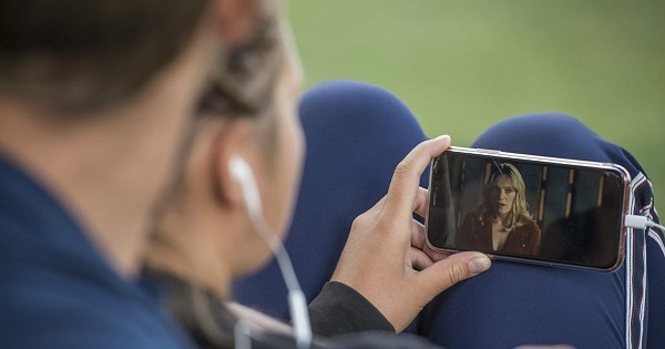 Tác động của video ngắn lên trí nhớ và sự chú ý