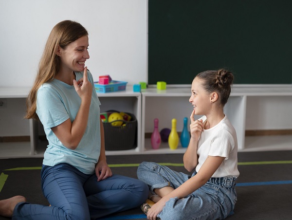 Speech therapy can thiệp rối loạn phát âm sau biến cố tai mũi họng