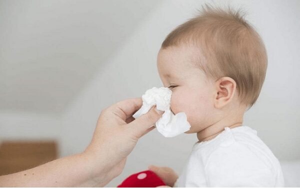 Trẻ bị viêm mũi dị ứng cần lưu ý gì?
