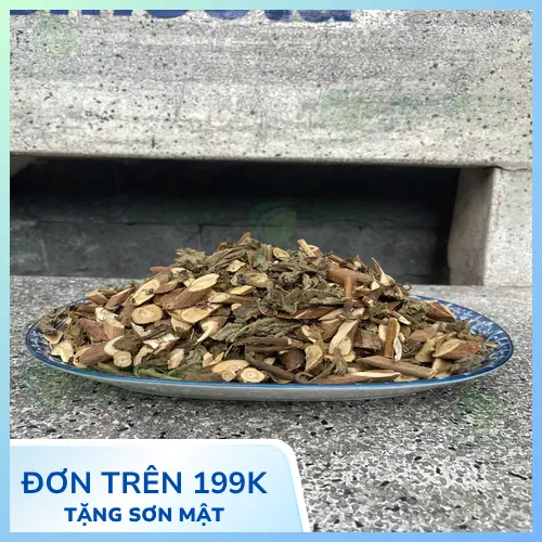 Bạch đồng nữ phơi khô dùng để sắc nước uống