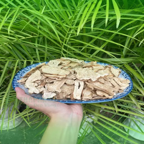 Bạch truật khô được đóng gói tiện lợi, sẵn sàng giao đến khách hàng