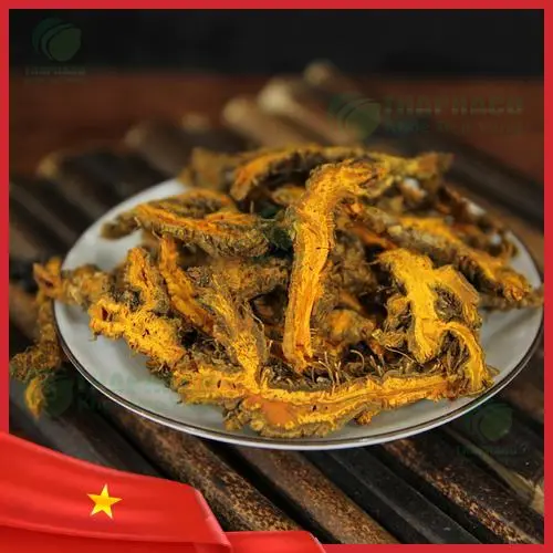Pha trà Hoàng Liên để sử dụng hàng ngày
