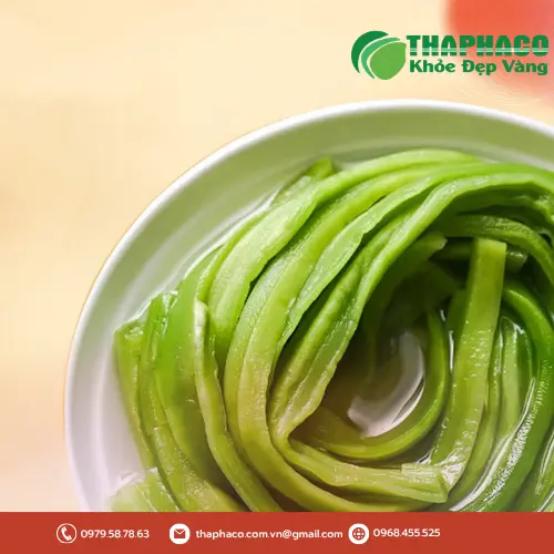 Sơ chế rau tiến vua khô