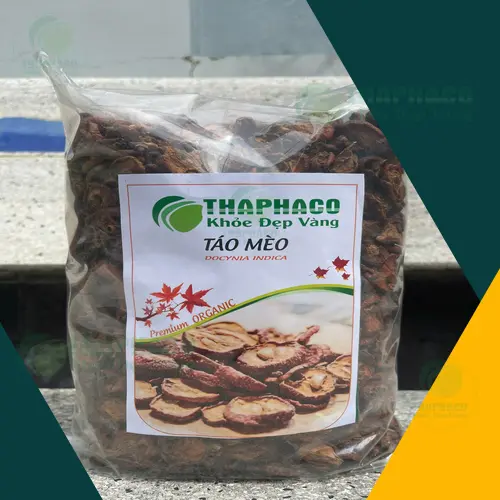 Táo mèo quả tươi khi chín có màu vàng nhạt hoặc đỏ hồng, hương vị chua chát ngọt hậu đặc trưng.
