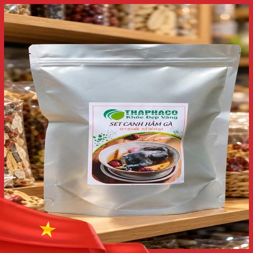 Món gà hầm thuốc bổ hoàn thành